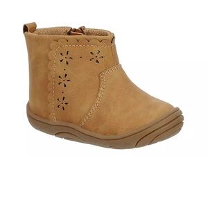 Stride Rite Lily boot size 4